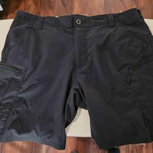 5.11 Tactical Men's  Black Cargo Shorts 38W